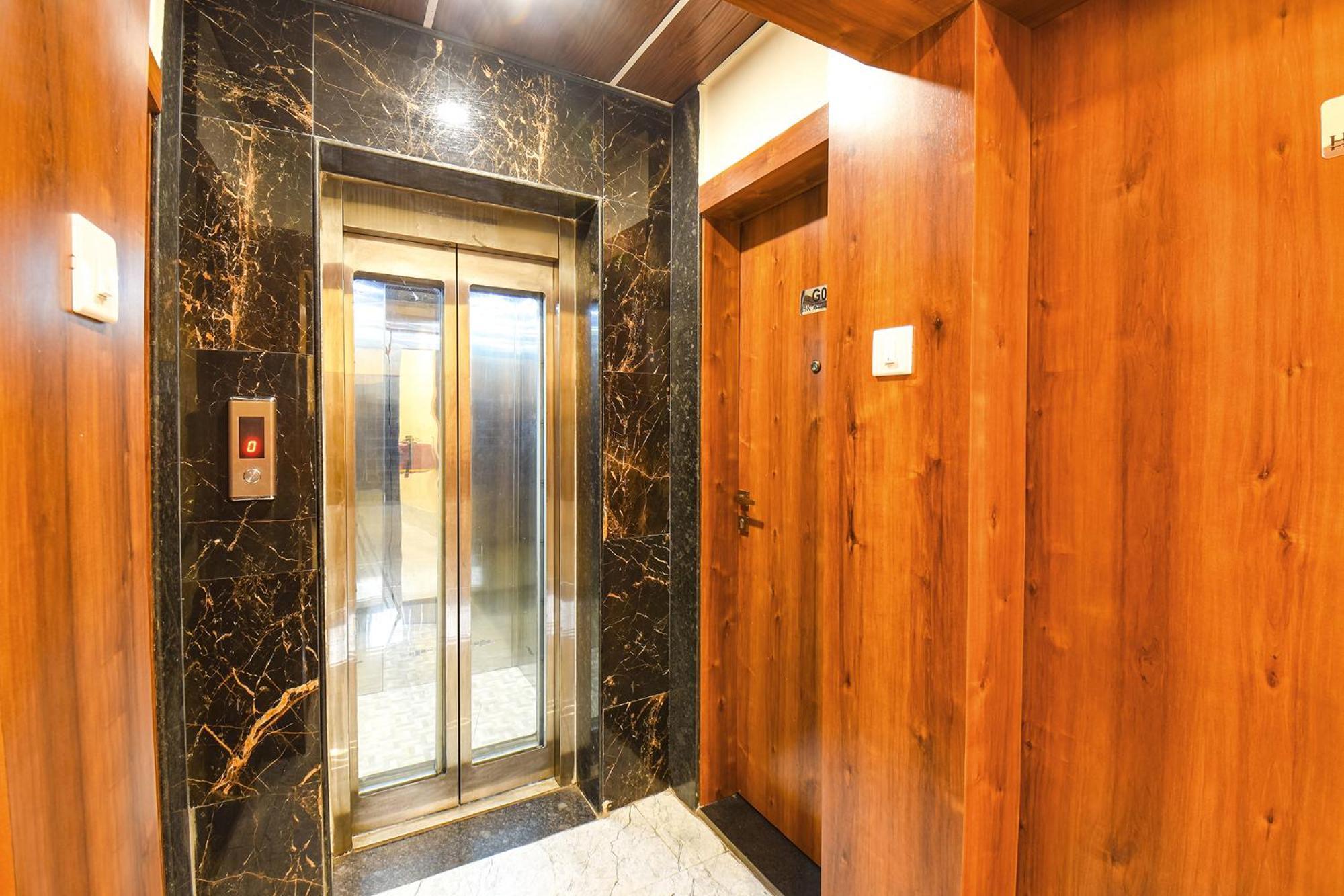 Fabhotel Prime Kharadi Residency - Nr Lohgaon Пуна Экстерьер фото