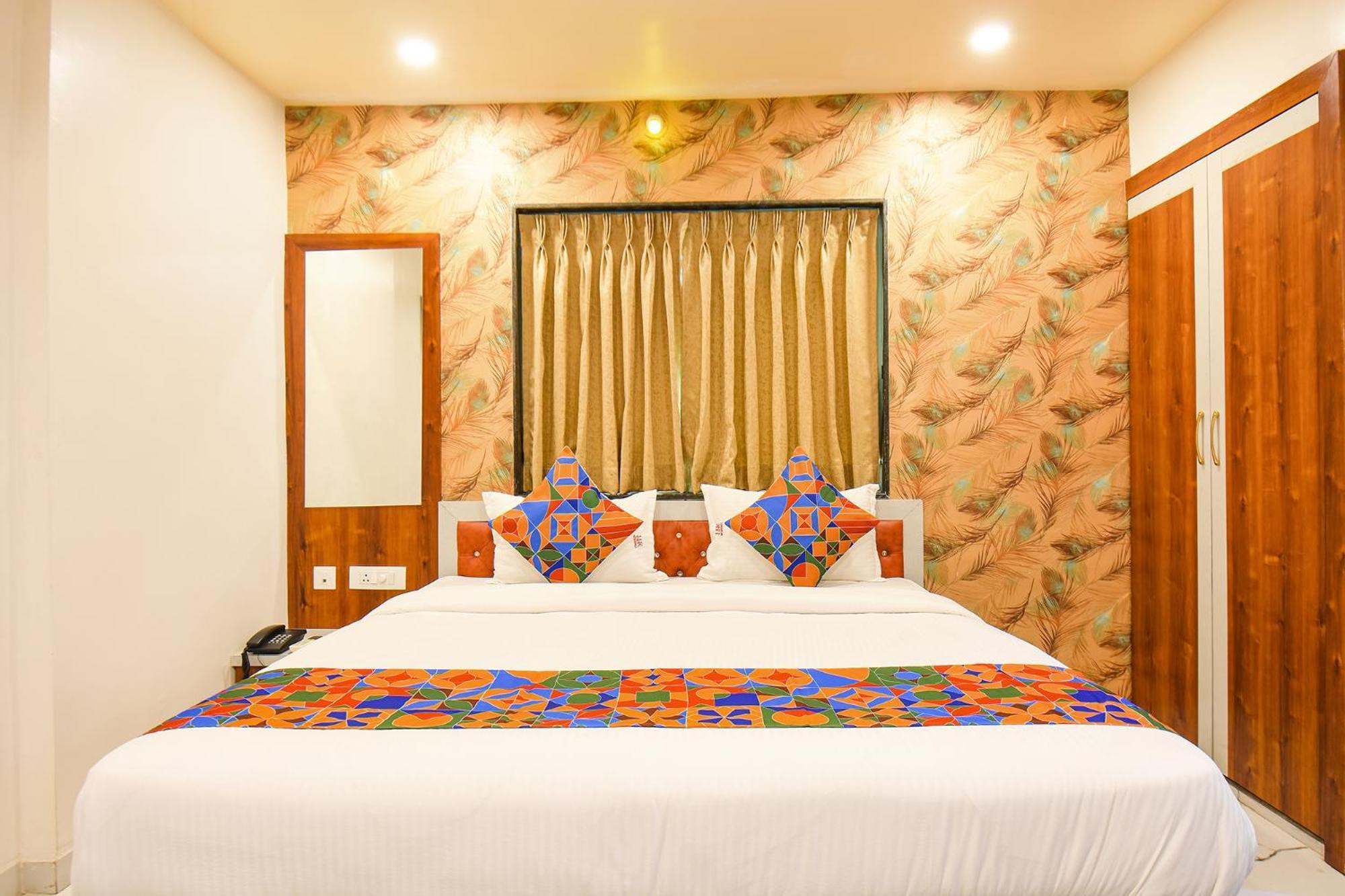 Fabhotel Prime Kharadi Residency - Nr Lohgaon Пуна Экстерьер фото